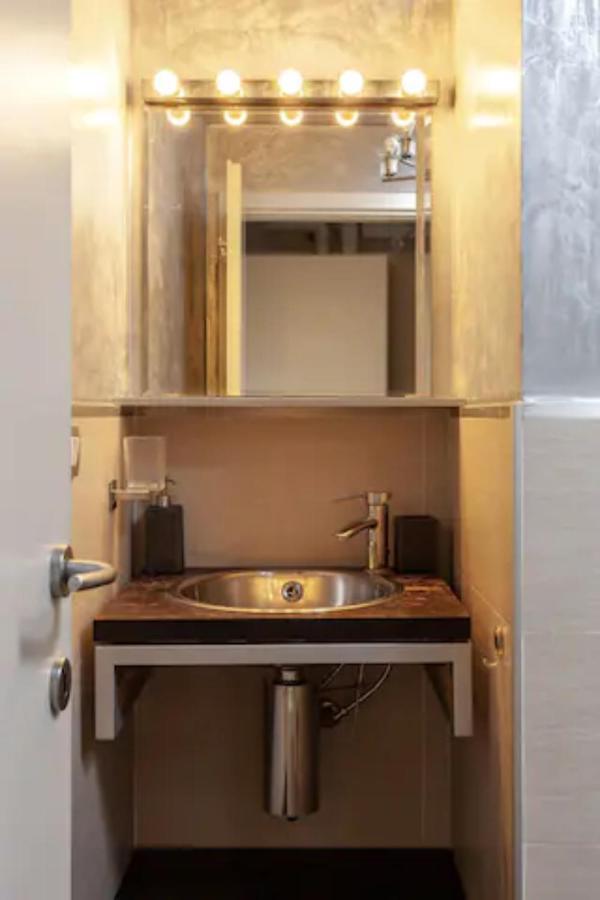 Isola Skylight Loft- Via Della Boscaiola Apartment Milan Exterior photo